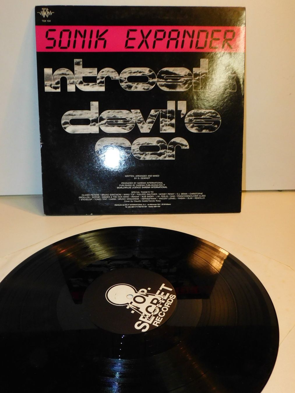 Dischi in vinile: LP Schallplatte Sonik Expander OMEGA  - Remix House Techno – Usato da Sursee venduto da 76