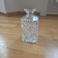Wunderschöne Karaffe aus Kristallglas