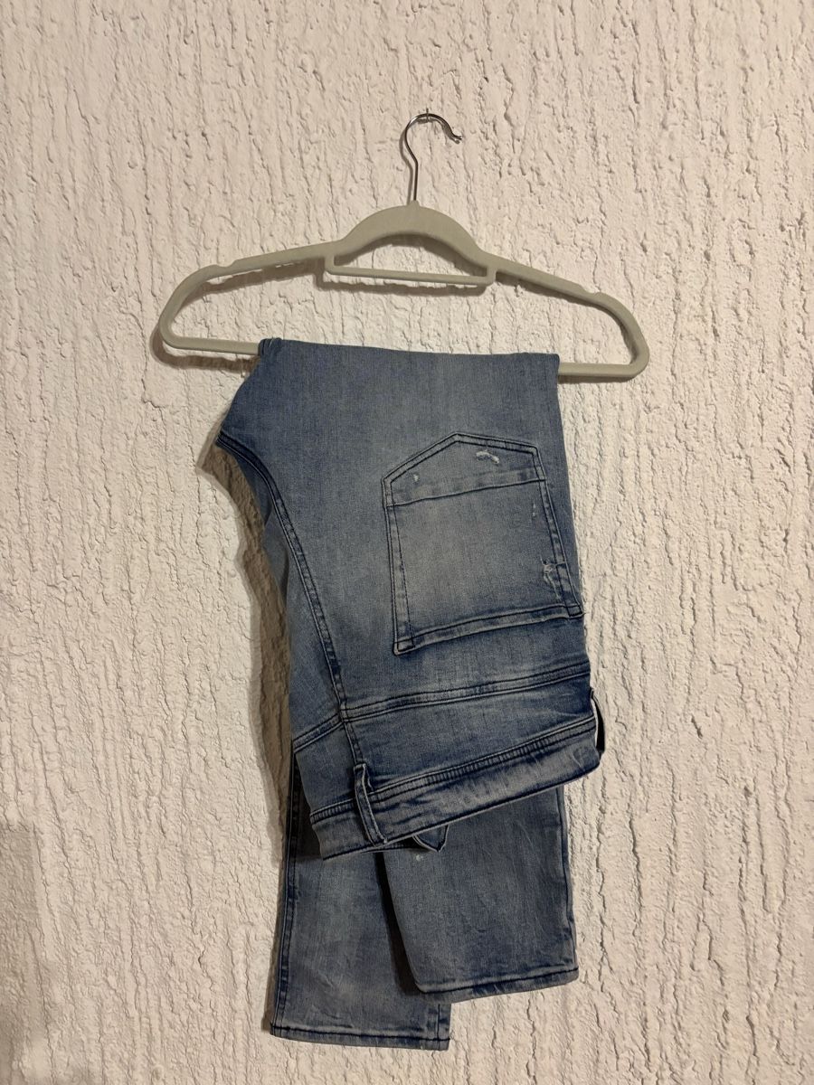 Jeans: Jeans BOSS.Taille 36 – Gebraucht aus Delémont von Vendeur_3 1