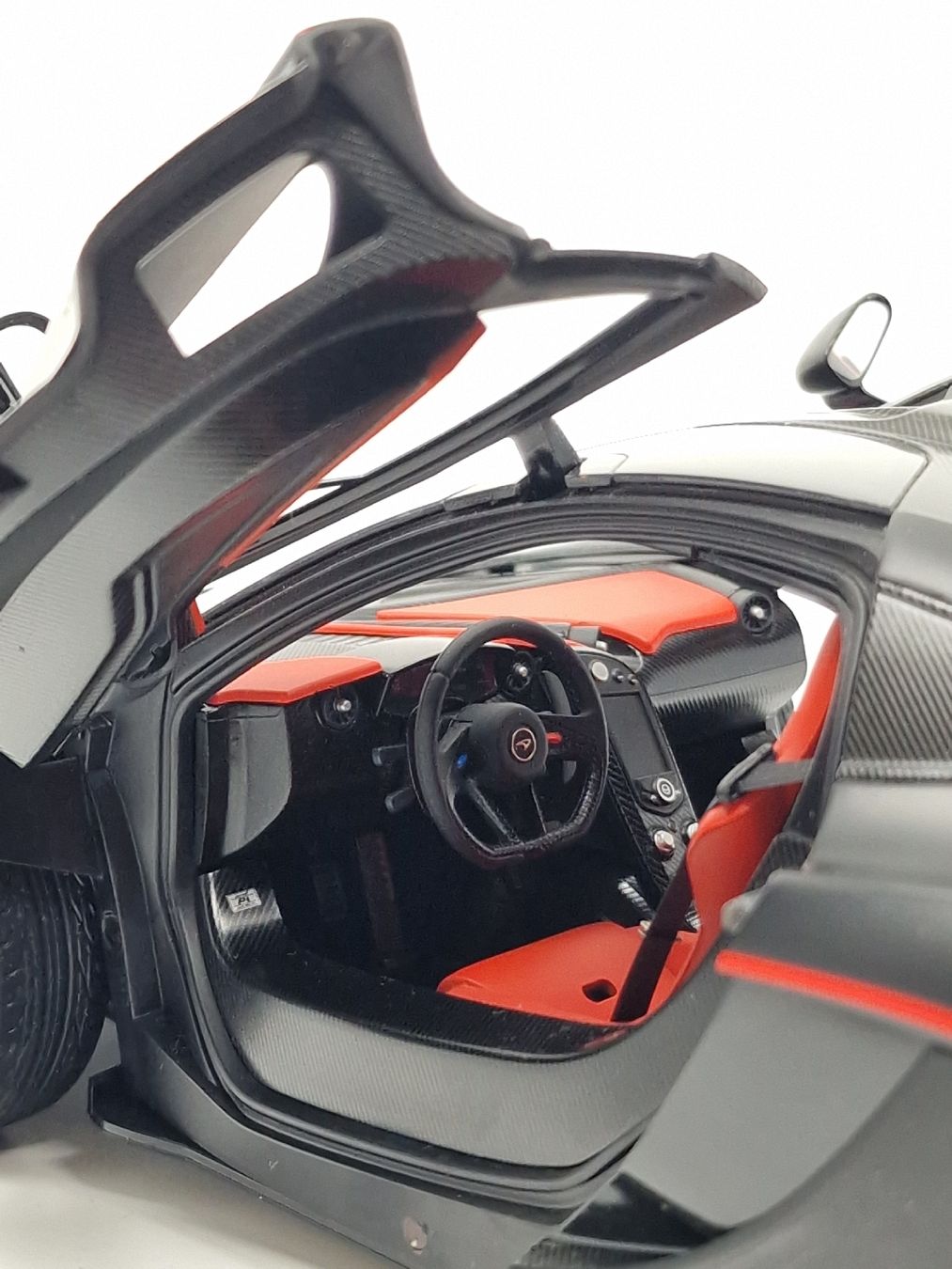 Autoart Voitures modèles: McLaren P1 Autoart – Neuf (Voir description) à Reckingen VS par RonaldL01 5