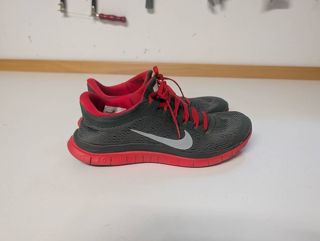 Nike Scarpe da uomo: Chaussures de course Nike Free – Usato da La Chaux-de-Fonds venduto da OmerovicBekir