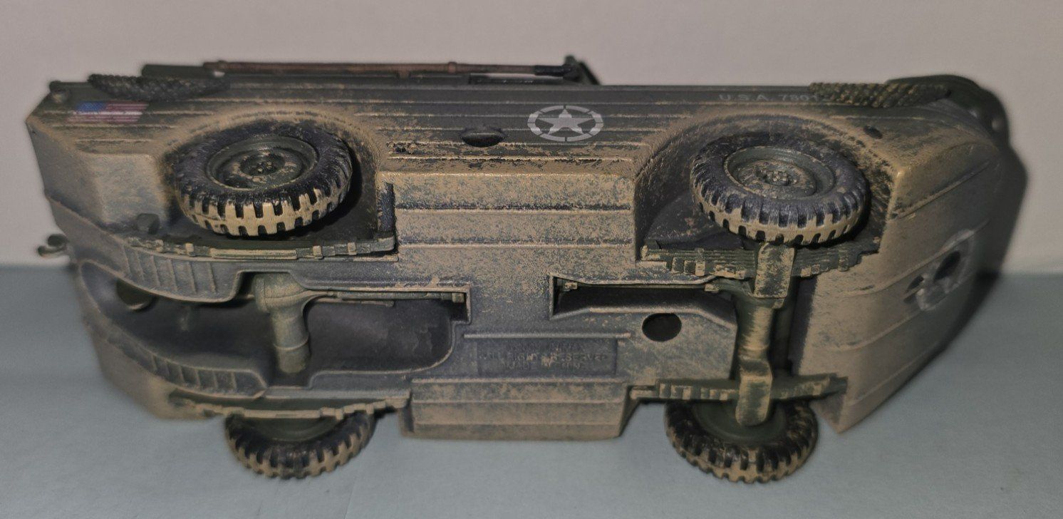 Volkswagen Modellini d'auto: Amphicar Modelauto mit Soldat,  im Tarnmuster, ca. 1:43 – Usato da Hornussen venduto da Corvette- 6