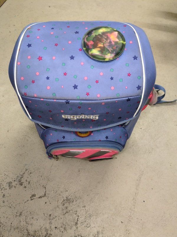 Ergobag Kindertaschen: ergobag pack Schulrucksack-Set (NP 339.-) – Gebraucht aus Embrach von Vza 5