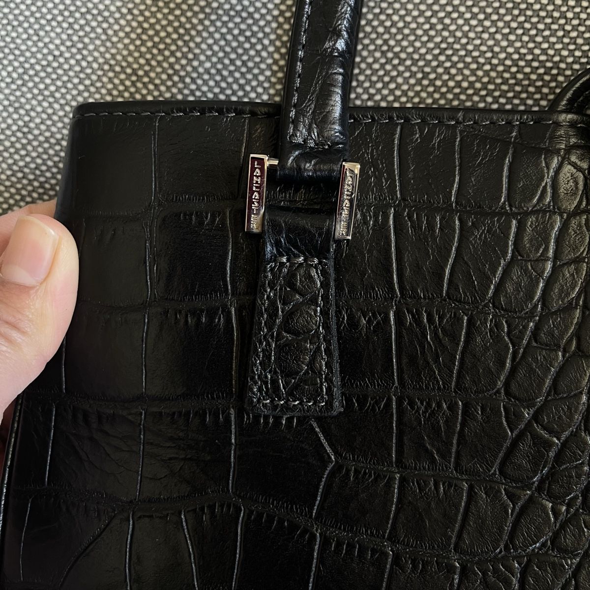 Lancaster Taschen für Damen: Lancaster Paris Schwarze Handtasche – Neu (gemäss Beschreibung) aus Bern von dek_7bjd 2