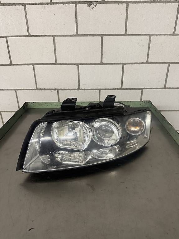 Fari: Audi A4 Xenonscheinwerfer – Usato da Flawil venduto da ald_6vpp 2