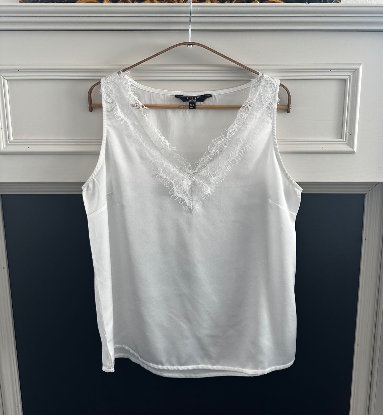 Top: Spitzentop Lipsy Damen 42 – Usato da Liestal venduto da Ballybs