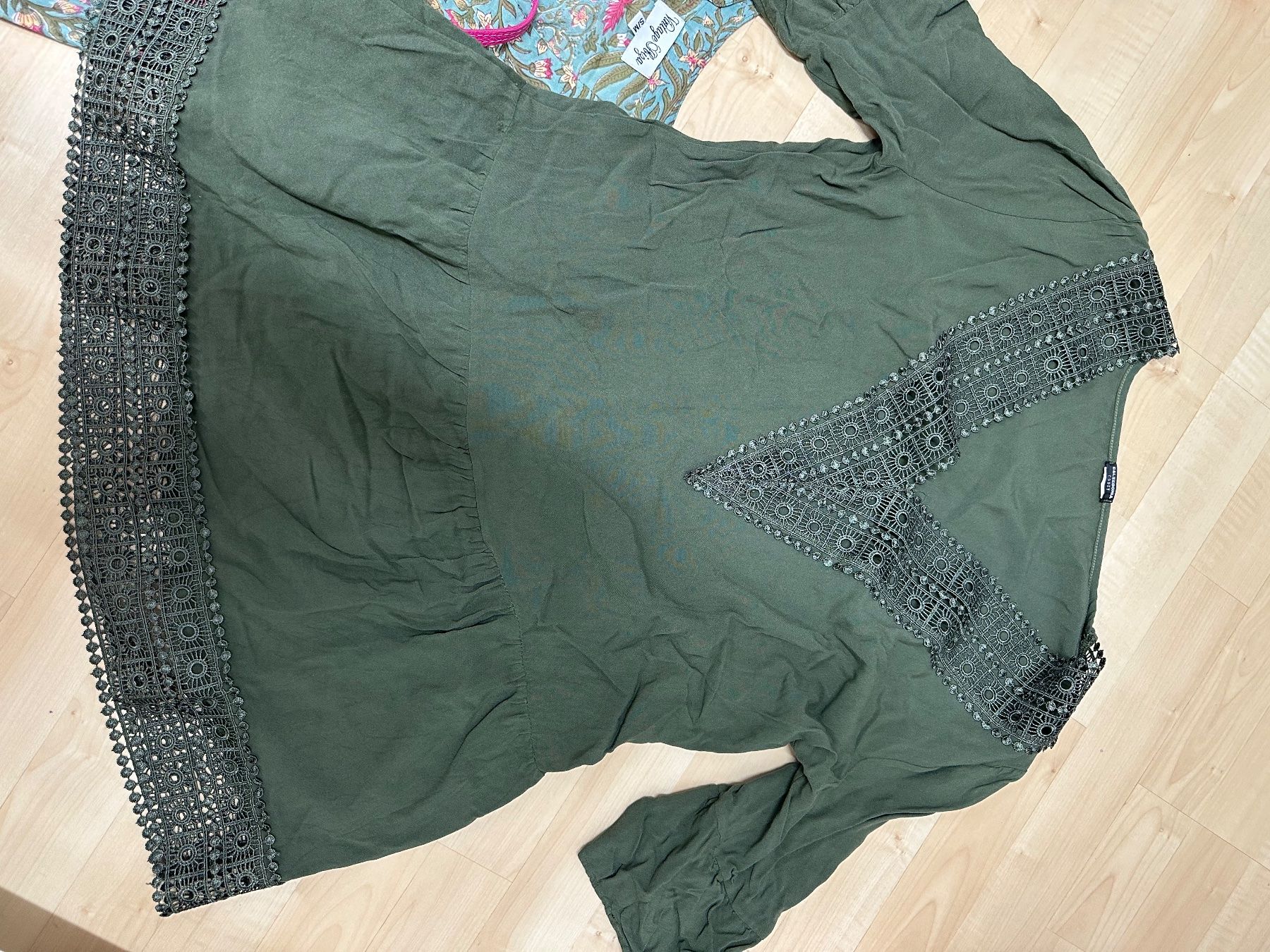 Kleiderpakete: Marken-Kleiderset in Gr. S mit Accessoire's – Gebraucht aus Pfäffikon ZH von RIGI70 1