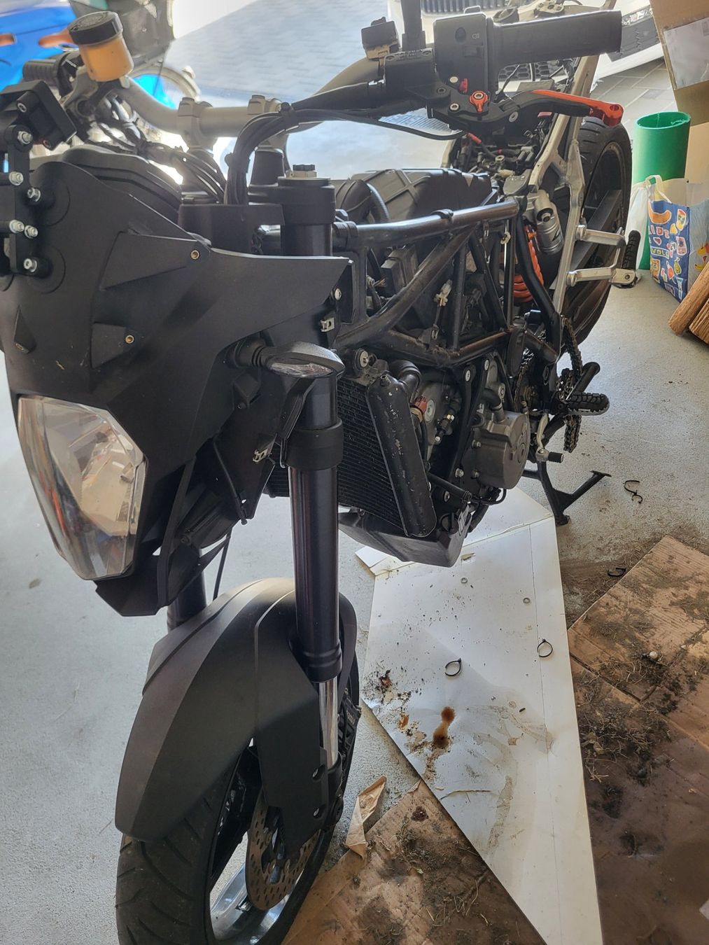 KTM Strada: Unfall KTM990SMT mit 64455km – Difettoso da Bettwil venduto da Phippi93 2