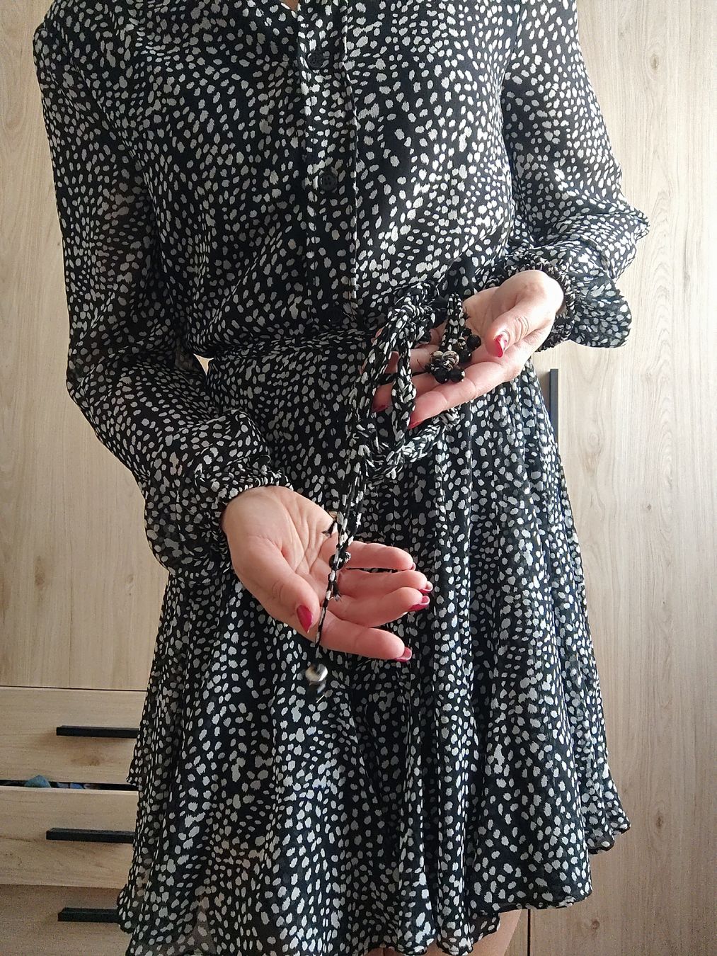 Vestiti: Chic Black & White Viscose Dress - Perfect for spring – Usato da Mägenwil venduto da VintageGirly 5