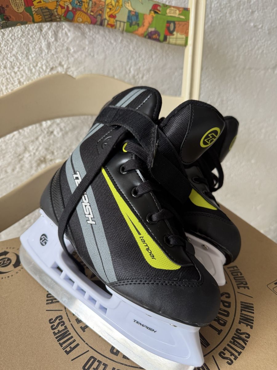 Schlittschuhe: Ice Skates Tempish Tamper black size 36 new – Neu (gemäss Beschreibung) aus Strengelbach von gyo_lx2l