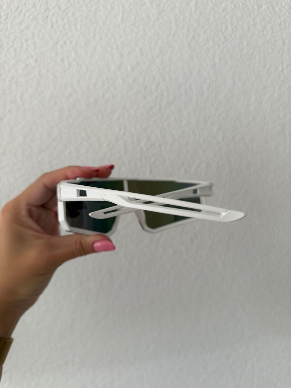 Brillen & Gläser: White Sport Sunglasses - Cycling & Running – Neu und originalverpackt aus Gränichen von Domsiiiii 3