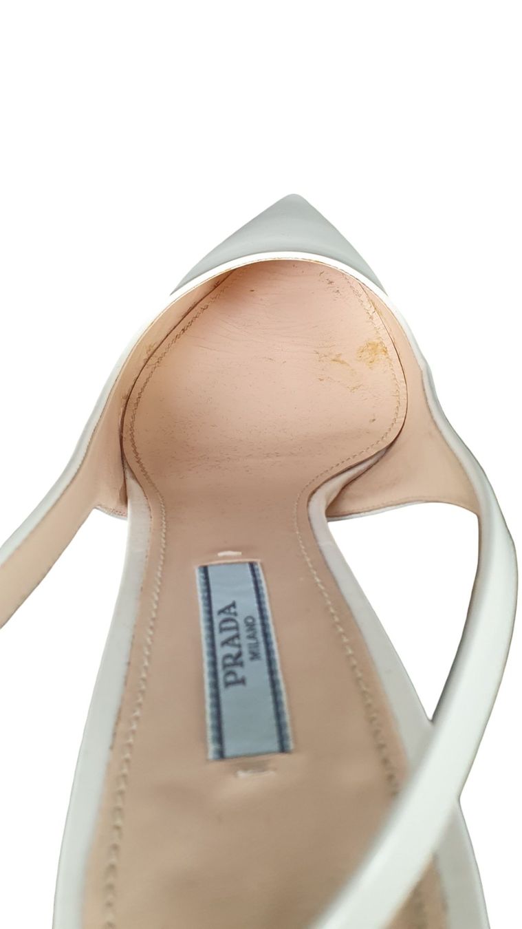 Prada Scarpe da donna: PRADA Slingback-Pumps Gr. 39 Weiss – Nuovo (secondo la descrizione) da Wangen b. Olten venduto da Restwert_Wangen 3