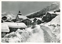 Tschiertschen   GR   im Winter      um  1963