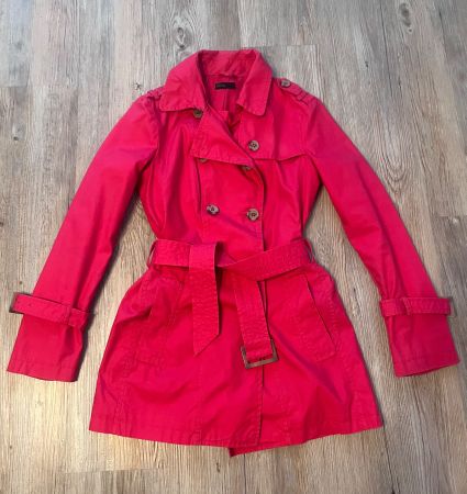 Benetton Trenchcoat, midi, rot, Gr. IT 42 / DE 36 / FR 38