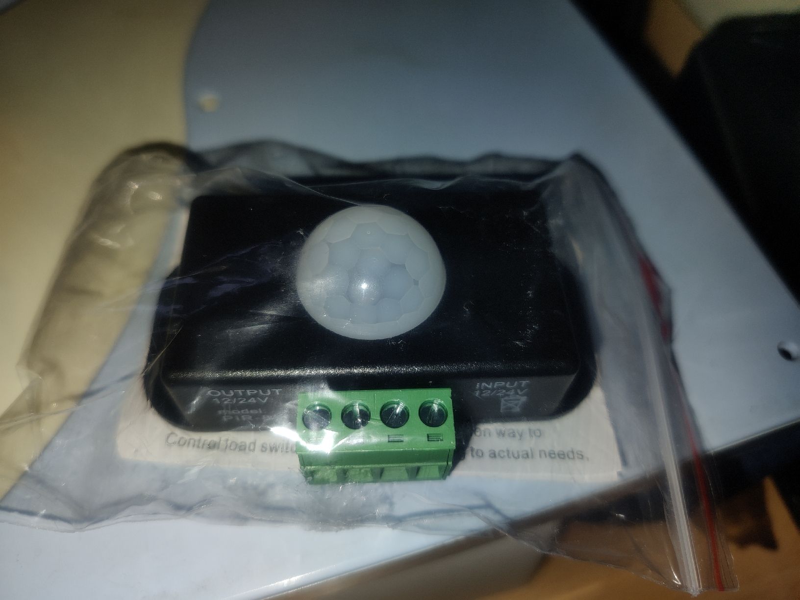 Componenti elettronici: Bewegungsmelder 12Volt oder 24 Volt – Nuovo e nell'imballaggio originale da Reichenbach i.k. venduto da Bcarlos 7