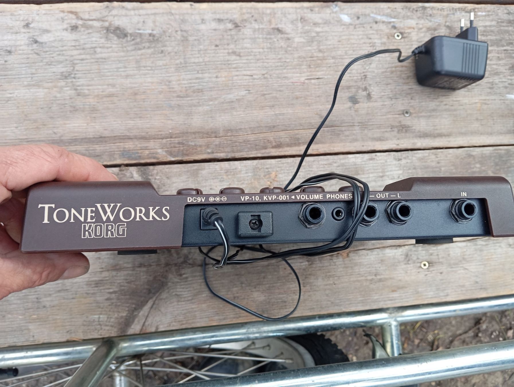 Musikinstrumente: Korg Toneworks G2 Gitarren Multieffektgerät Occasion – Gebraucht aus Basel von Petergunn 1