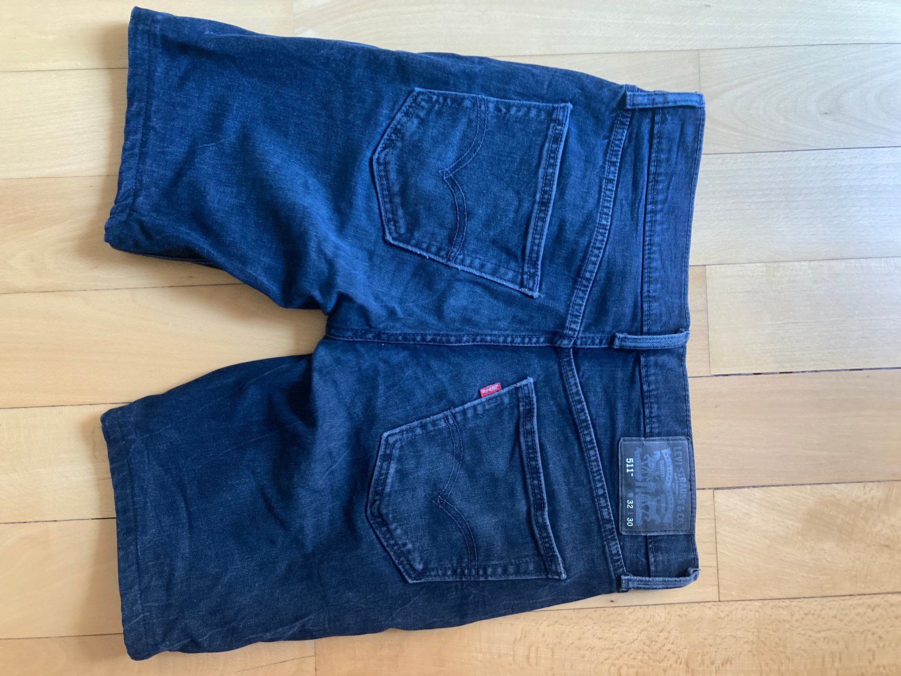 Levi's Jeans: Levi's kurze Hosen – Usato da Bern venduto da FlorianS 1