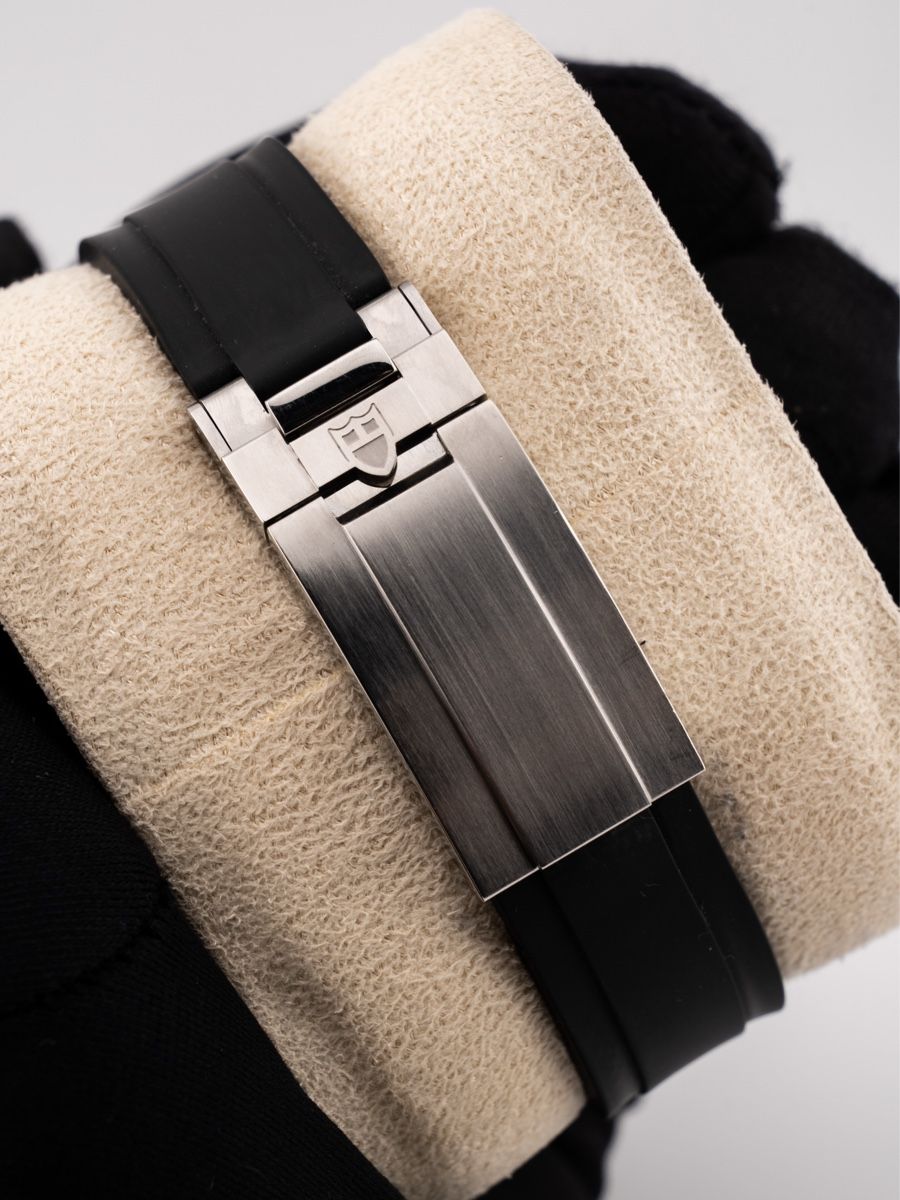 Tudor Montres: Tudor Black Bay 41 Monochrome – D'occasion à Zürich par Timely_Deals 5