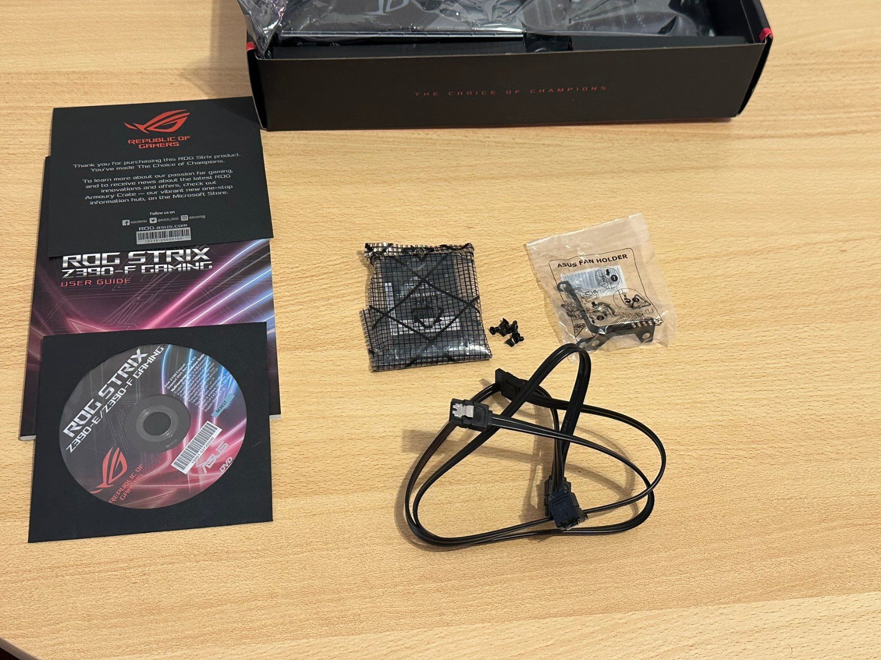 Asus Schede madri: Carte mère Rog Strix Z390-F Gaming – Usato da Lausanne venduto da SkySell 1