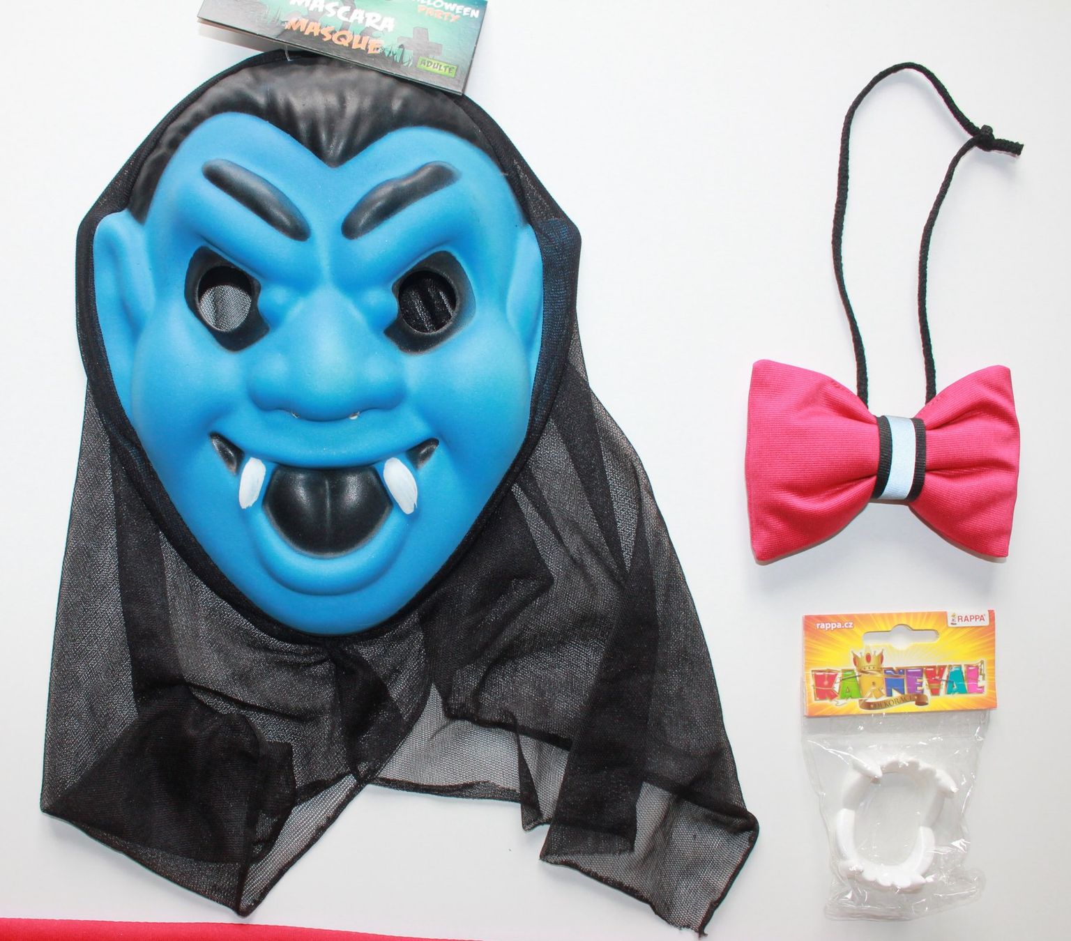 Costumi: Costume Dracula / vampire / Vampir t. 4 - 6 ans – Usato da Peseux venduto da CoolShoping 1