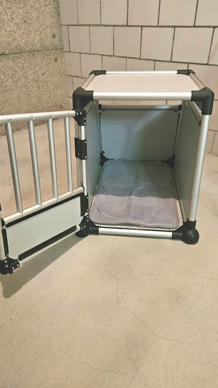 Trixie Cages, transport & sécurité: Trixie Hundebox – D'occasion à Dättwil AG par ViciTori