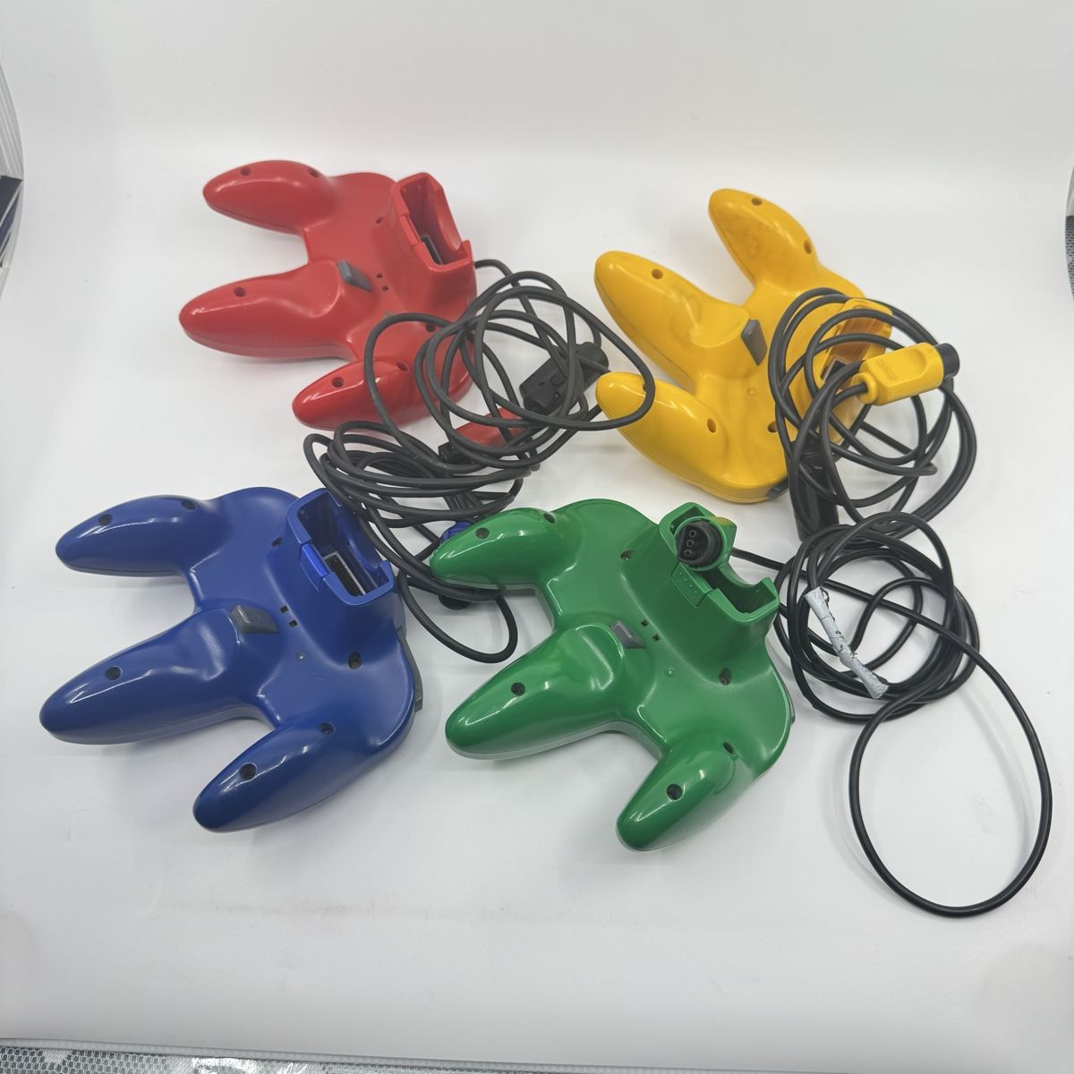 Nintendo Controller: 4 Original Nintendo 64 Controller – Gebraucht aus Herisau von Seyashop1 5