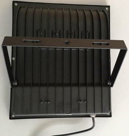 Lampade: LED-Aussenstrahler flach, 30Watt  IP65 Aktion – Nuovo e nell'imballaggio originale da St. Gallen venduto da schnaeppchen-preise 2