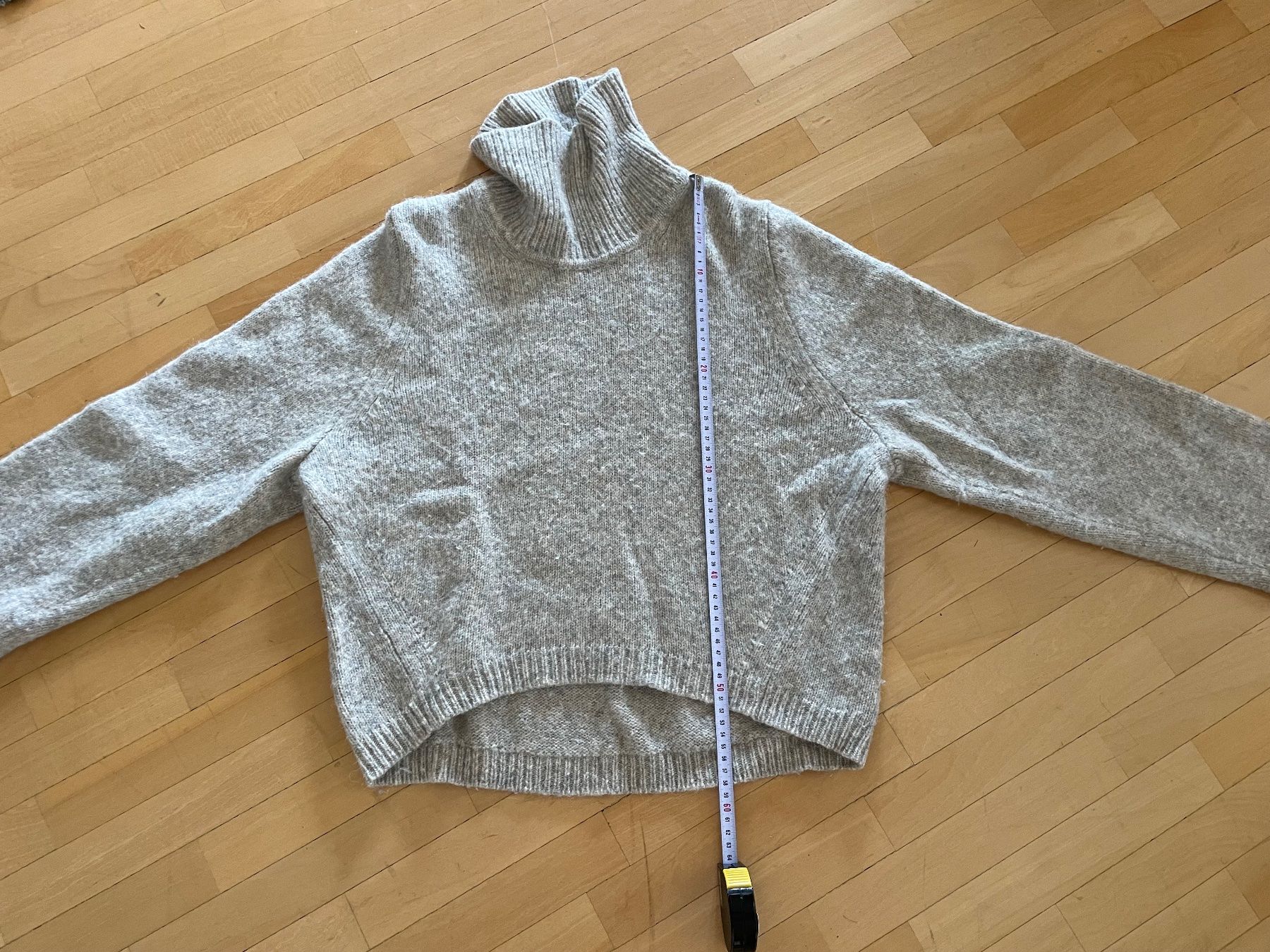 Maglioni & Felpe: Totême pullover oversize – Usato da Breganzona venduto da Madame65 4