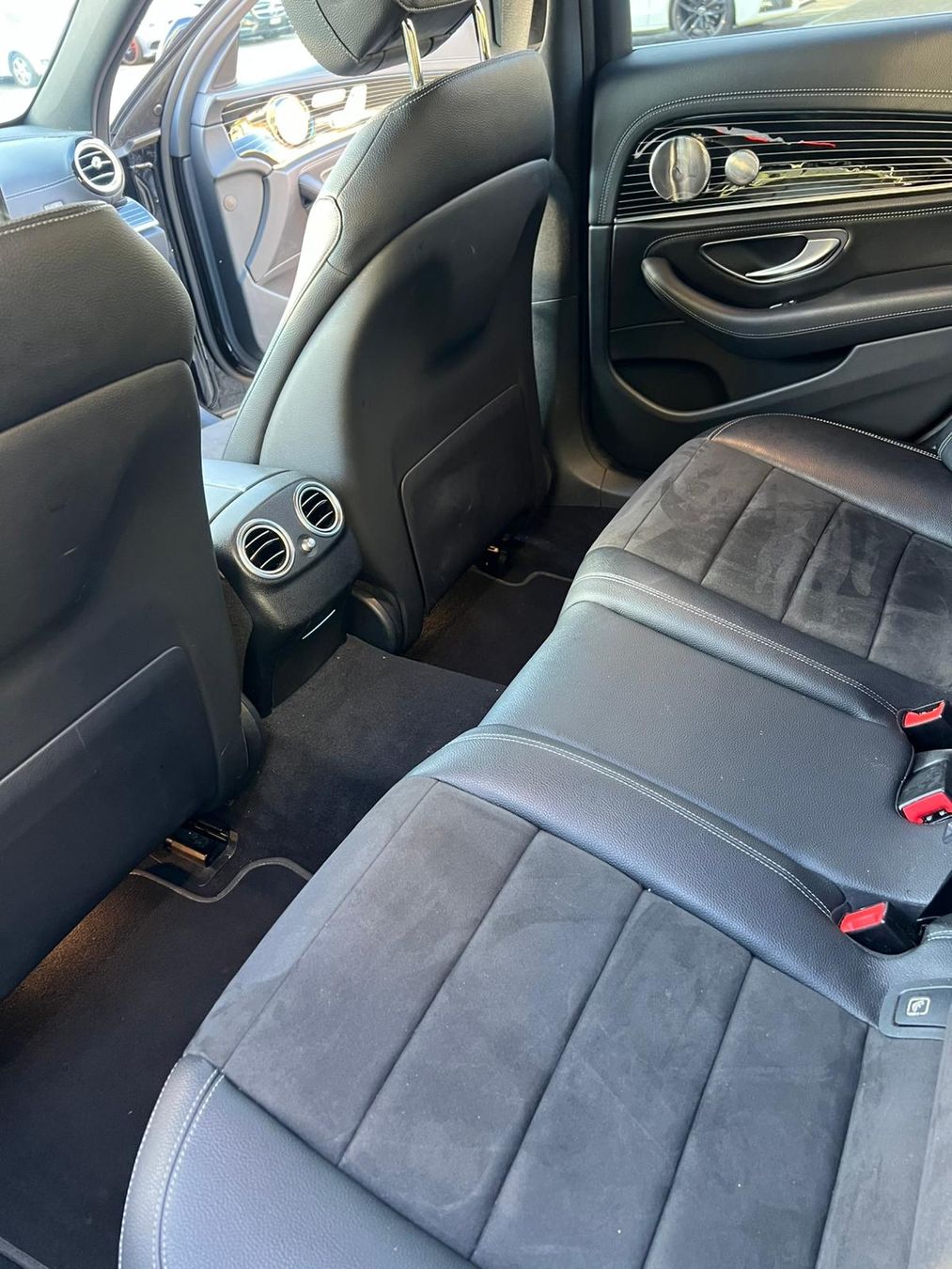 Mercedes-Benz Autos: Mercedes-Benz E220d 4Matic AMG-Line – Gebraucht aus Wetzikon ZH von tlac 6