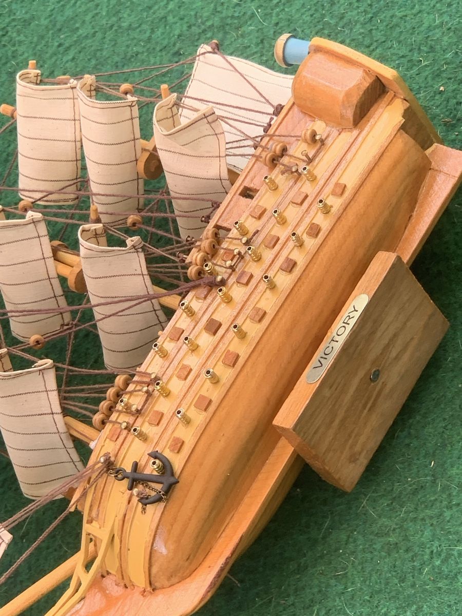 Modellbausätze & Standmodelle: Modell - Schiff „VICTORY“ – Gebraucht aus Wangen b. Olten von Finolino28 8