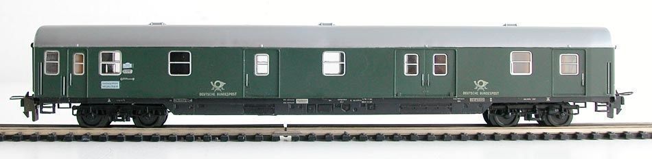 Trix Modellini di ferrovie: Trix Gepäckwagen der DB Spur H0 – Usato da Oberwil BL venduto da Klang 1
