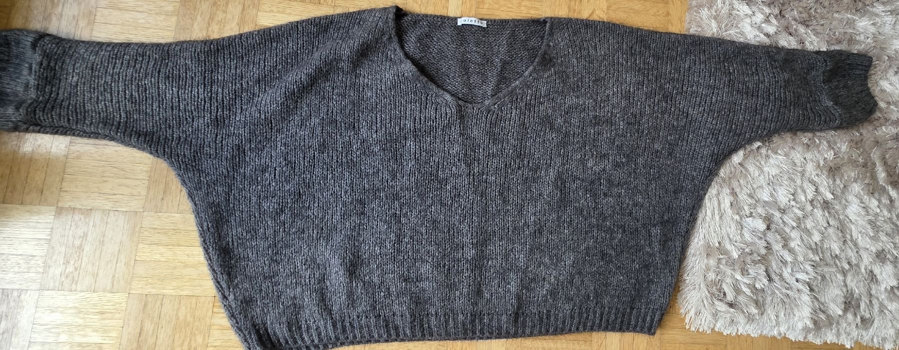 Maglioni & Felpe: Pull laine Gris chiné Taille Unique – Usato da Yverdon-les-Bains venduto da van_dq65