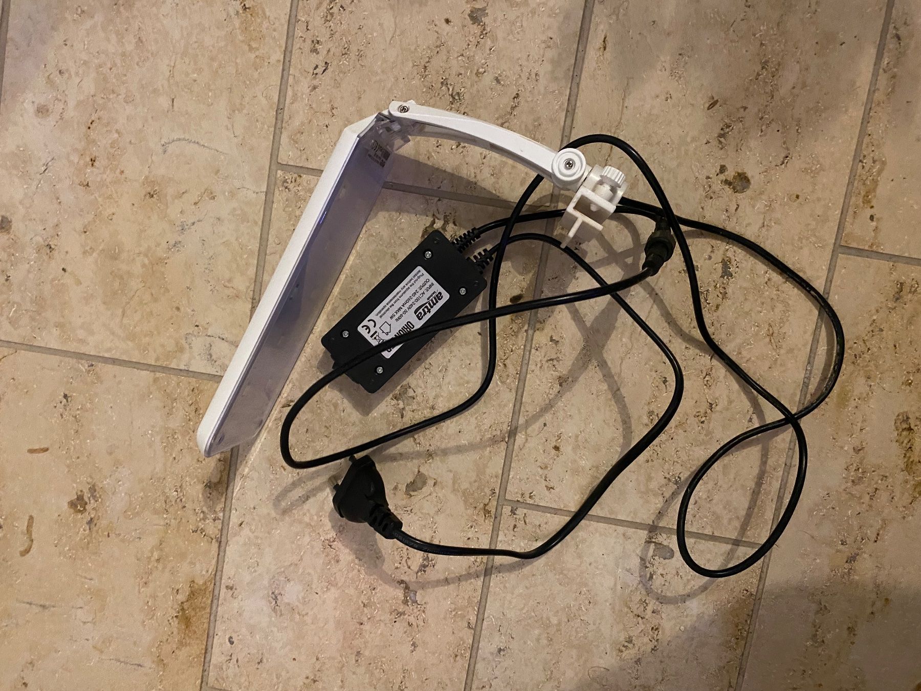 Lampade: amtra technik led lampe – Usato da Fischbach-Göslikon venduto da JonDario 2