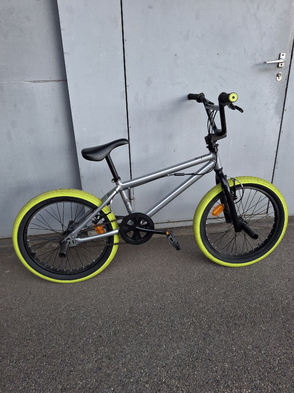 Biciclette: Neuwertiges BMX – Usato da Gommiswald venduto da Muri57 1