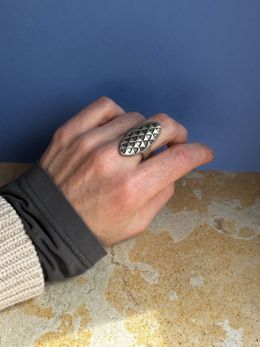 Anelli: Silberring oval anschmiegsam (60/19) – Usato da Laufen venduto da Bellebellezza 1