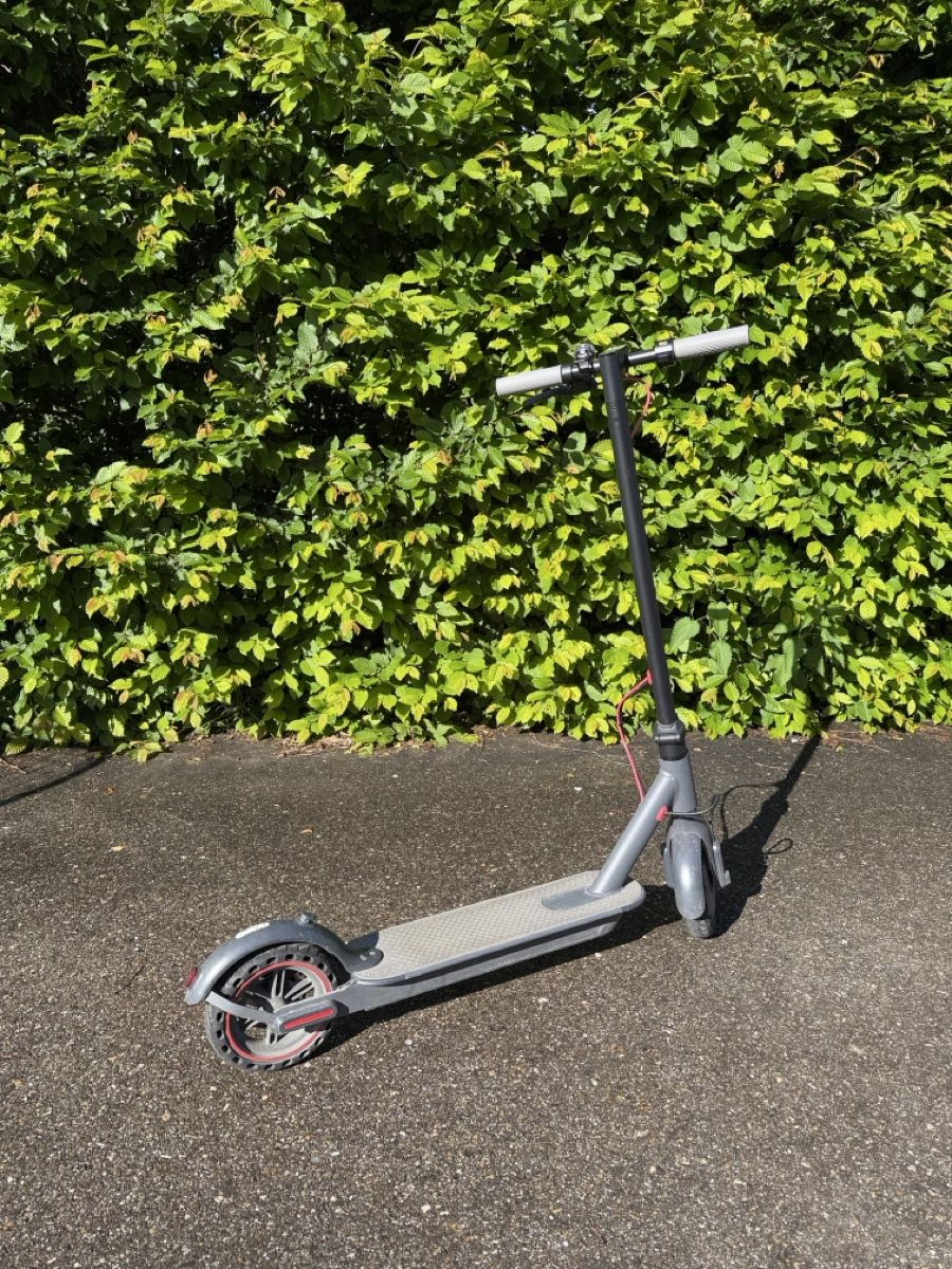 Scooter: Trottinette électrique 30km/h – Usato da Tramelan venduto da kha_jvd5 1