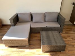 Gartenlounge Polyrattan mit Tisch