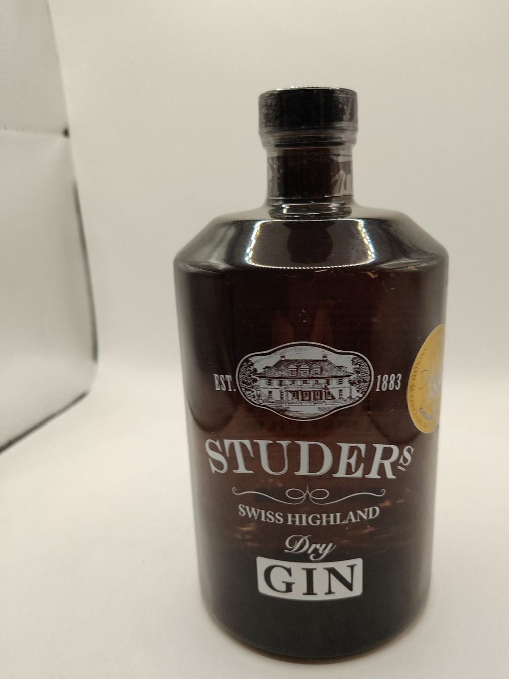 Studer Bevande alcoliche: Studers Swiss Highland Dry Gin – Nuovo e nell'imballaggio originale da Dällikon venduto da Retouren_Resale