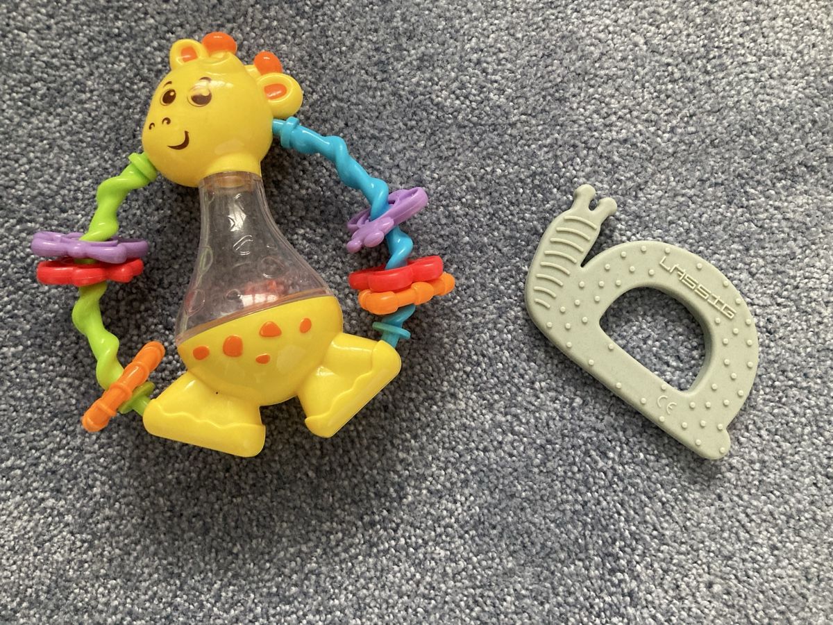 Spielzeuge: Diverse Spielsachen und Motorikspiele – Gebraucht aus Wiler b.Utzenstorf von Verkauf333 1