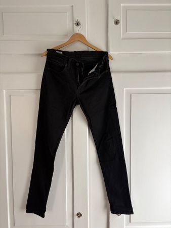 Levi’s Premium Jeans schwarz W32 L32 Top Zustand