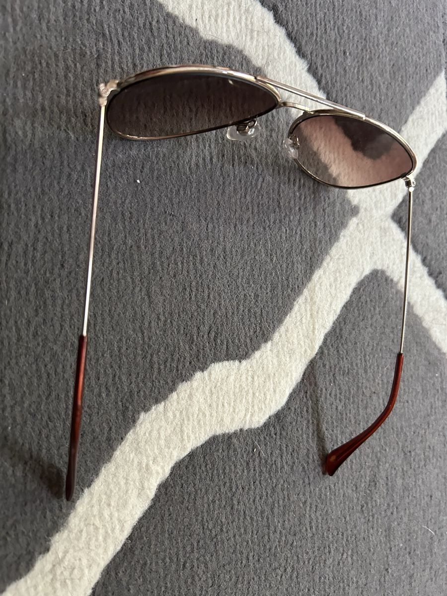 H&M Occhiali & Lenti: Pilotenbrille h&m – Usato da Zürich venduto da fla_qd7x 1