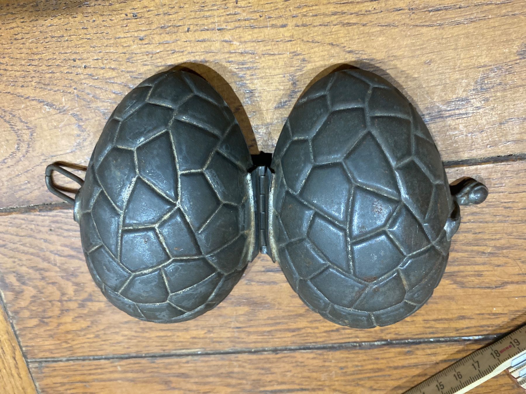 Teglie da forno: Moule chocolat schokoladenform œuf 11cm – Usato da Lajoux JU venduto da Briard0 3