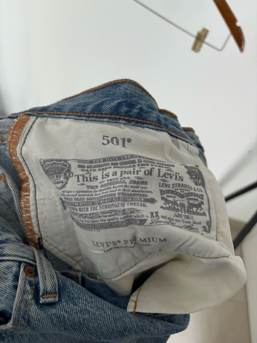 Levi's Jeans: Jeans Levi’s à strass taille 29 – Usato da Vésenaz venduto da ilomd 5