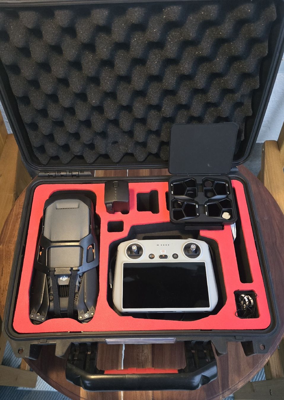 DJI Modellismo RC: DJI Mavic 3 Pro – Usato da Flumserberg Saxli venduto da AFL_8000 3