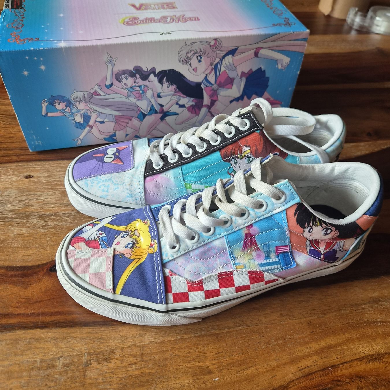 Vans Scarpe da donna: Vans X Sailor Moon Schuhe Gr.39 – Usato da Mettau venduto da eli_k78v 1