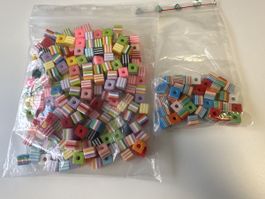 Bunte Bastelperlen Würfelperlen Kunststoffperlen ca. 140 Stk