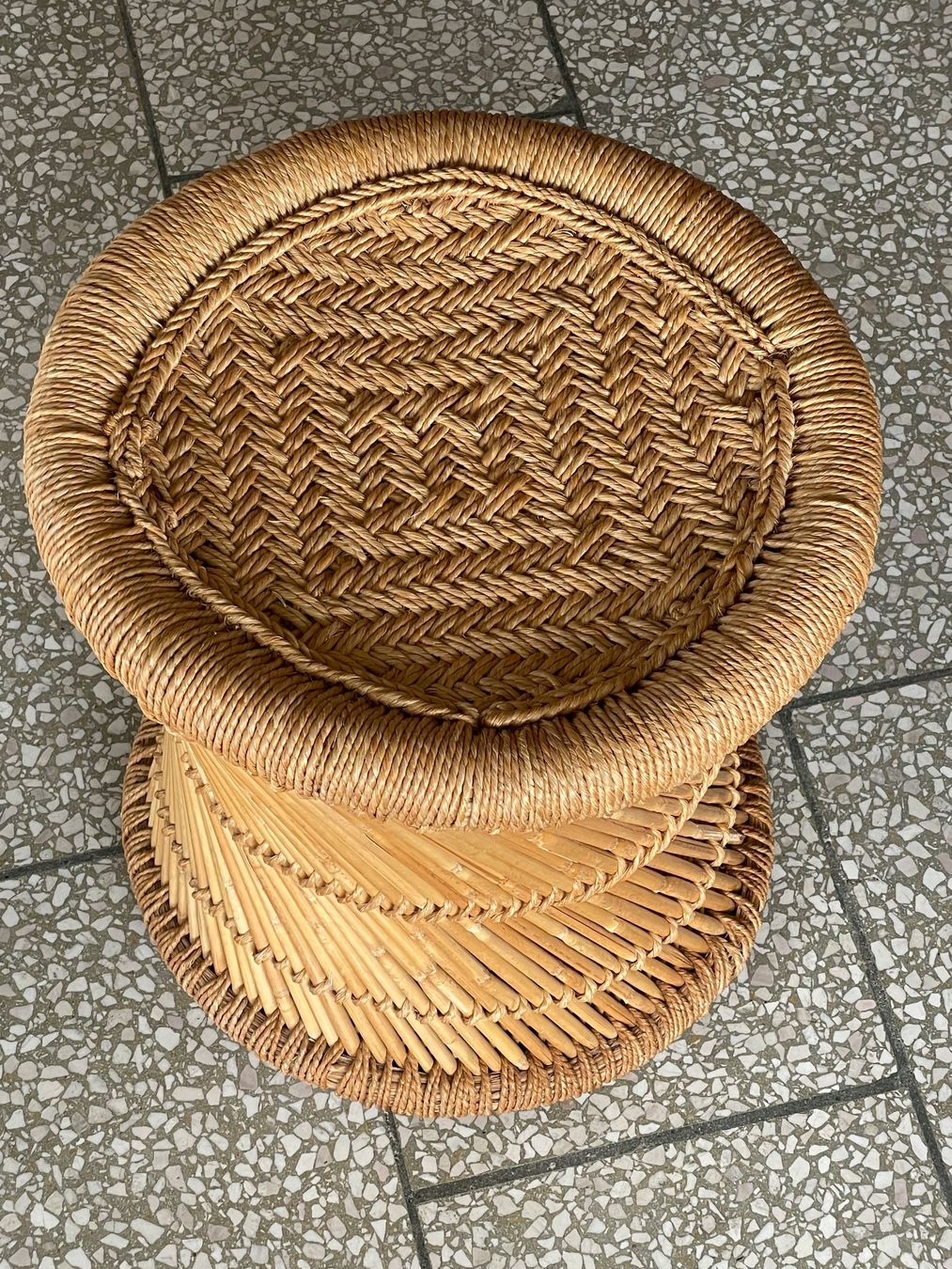 Hocker: Handgewebter Bambus- + Jutehocker, Mudda Hocker, Boho Stil – Gebraucht aus Meggen von Cimbrone 1