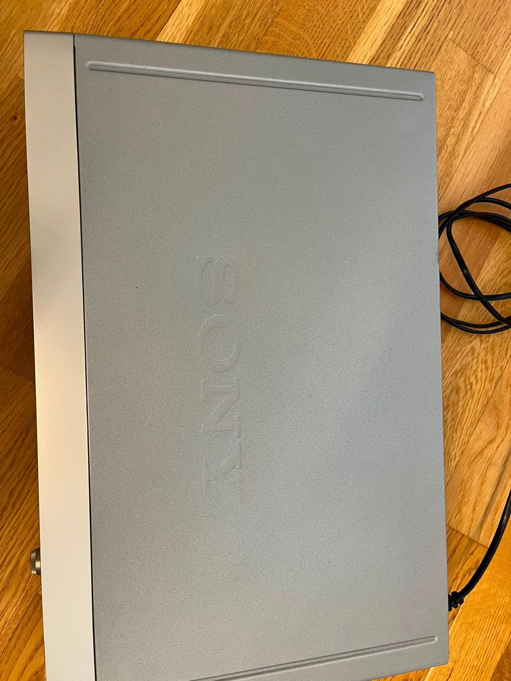 Sony Aufnahmegeräte: SONY VHS-Videorecorder SLV-SE800 – Gebraucht aus Ebikon von hor_gwb5 1