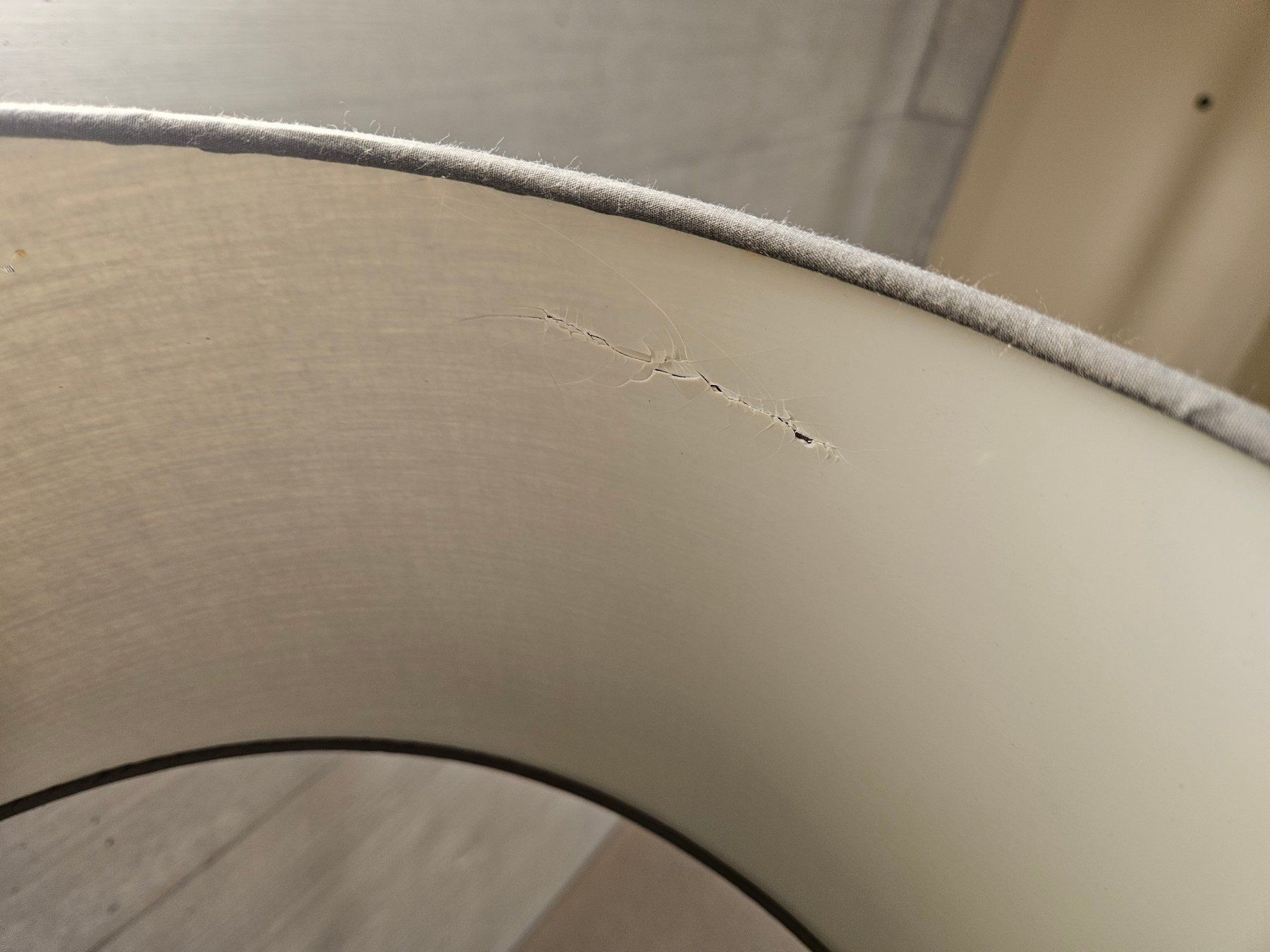 Micasa Lampade: Stehlampe mit austauschbarem Lampenschirm – Usato da Uster venduto da sim_g6sb 1