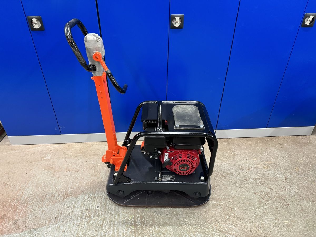 Hutter Tutte le macchine: Vibroplatte Mikasa MVH 150 – Usato da Buchs SG venduto da werk96 1